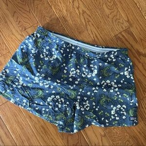Patagonia Women’s Baggies short 5”